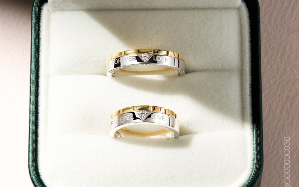 Kim cương nước E mang đến vẻ đẹp trắng sáng cho nhẫn cầu hôn kim cương