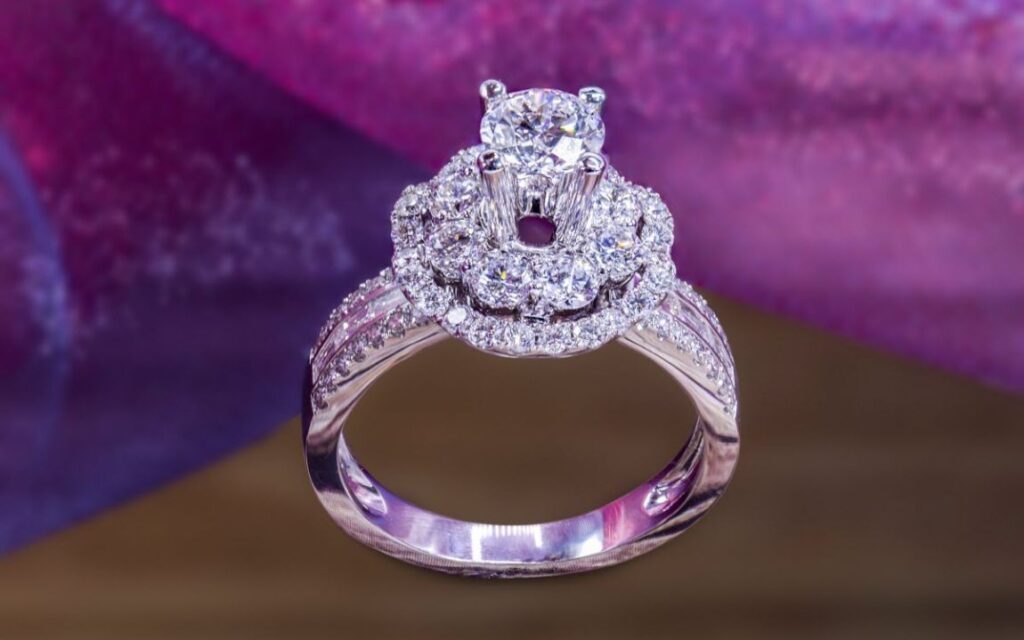 Bạn có thể mua được kim cương uy tín tại Jemmia Diamond