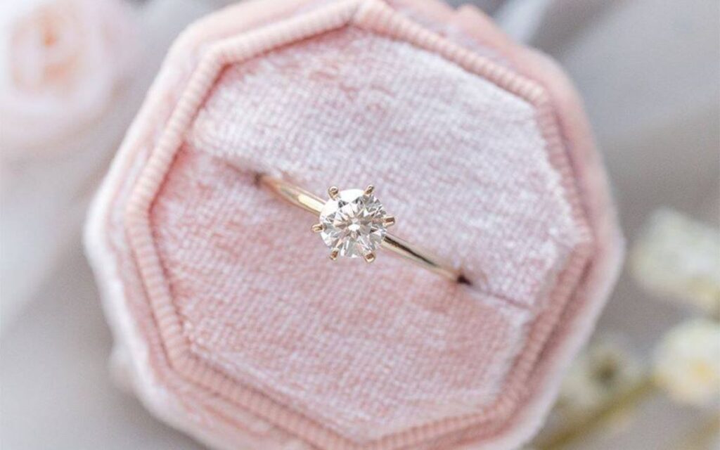 kim cương 3ly2 giá bao nhiêu