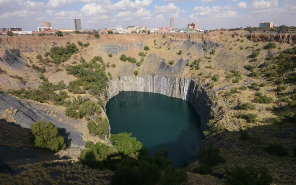 Mỏ kim cương Premier ở Nam Phi