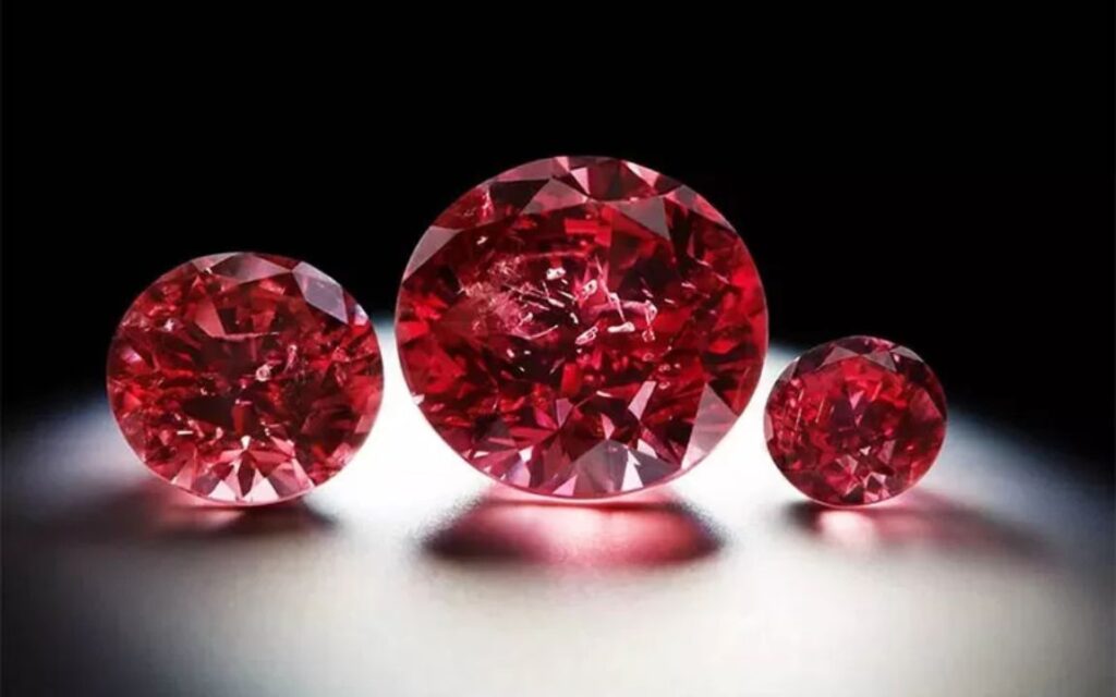 Kim cương đỏ