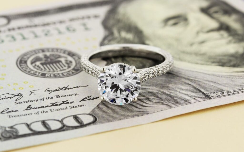 Viên kim cương lý tưởng là viên phù hợp nhất với ưu tiên và ngân sách của riêng bạn