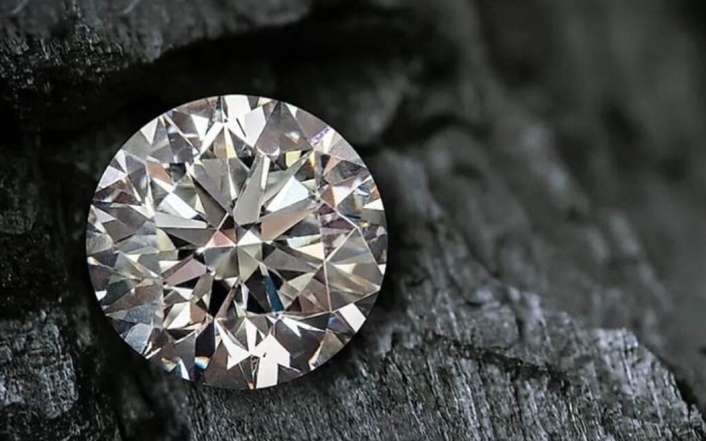 Siêu viên kim cương trắng 45 Carat